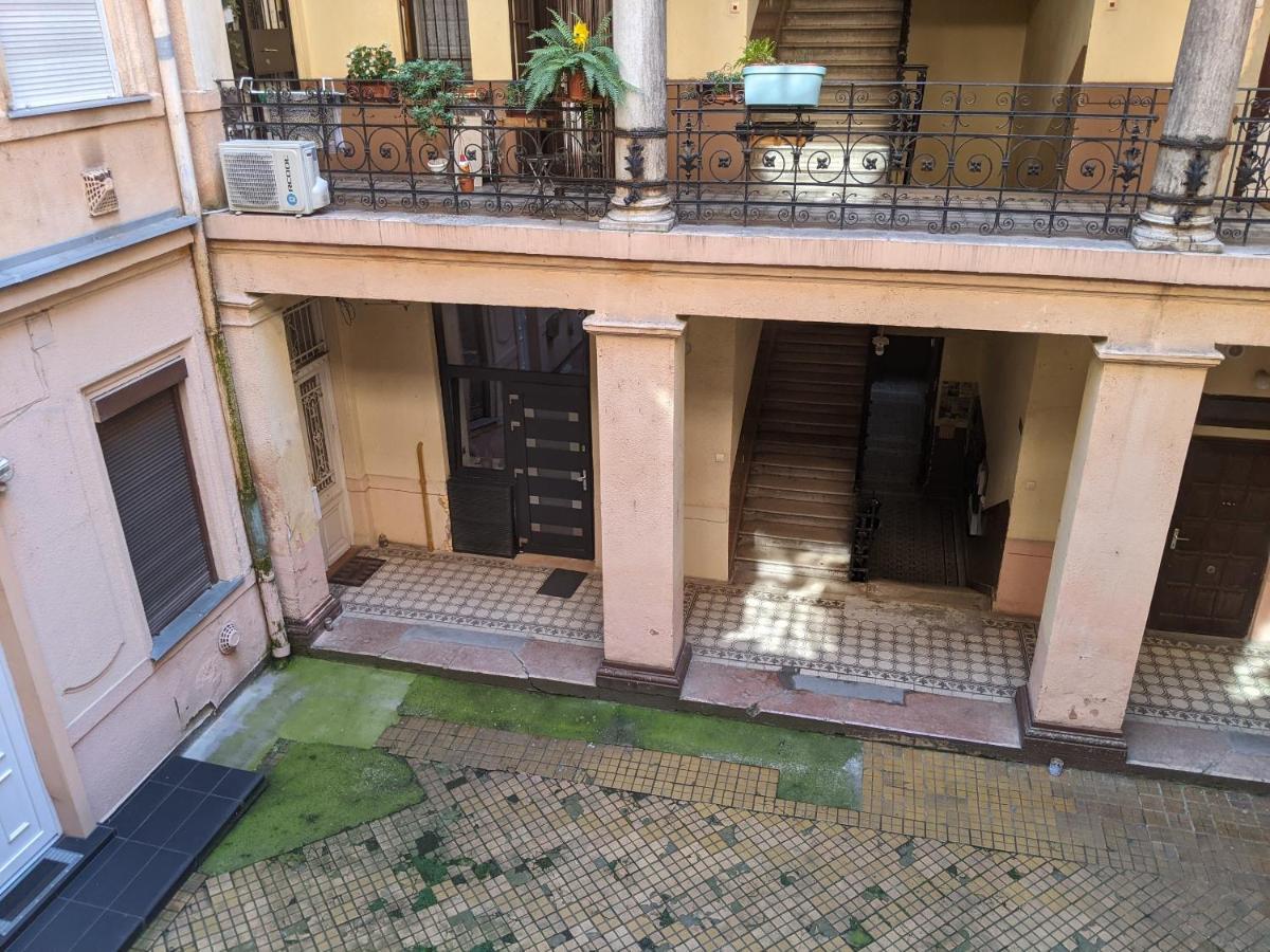 O 38 Luxe Loft Apartman Budapest Kültér fotó